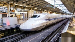 Cách săn vé tàu shinkansen giá rẻ