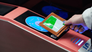 Cách làm thẻ và nạp tiền Suica dễ dàng cho người lần đầu sử dụng