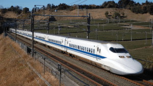 Thử nghiệm tàu shinkansen chở hàng đầu tiên từ mùa thu 2025
