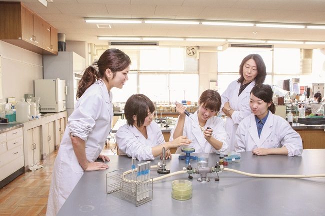 học khoa học kỹ thuật ở nhật