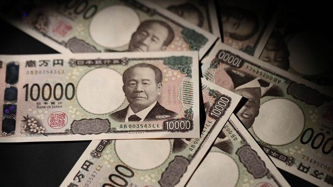 Đồng yên giảm sau khi BOJ giữ nguyên lãi suất. Ảnh: Nikkei