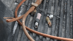 3 người Việt trộm cáp đồng, Nhật báo động tình trạng trộm cắp kim loại