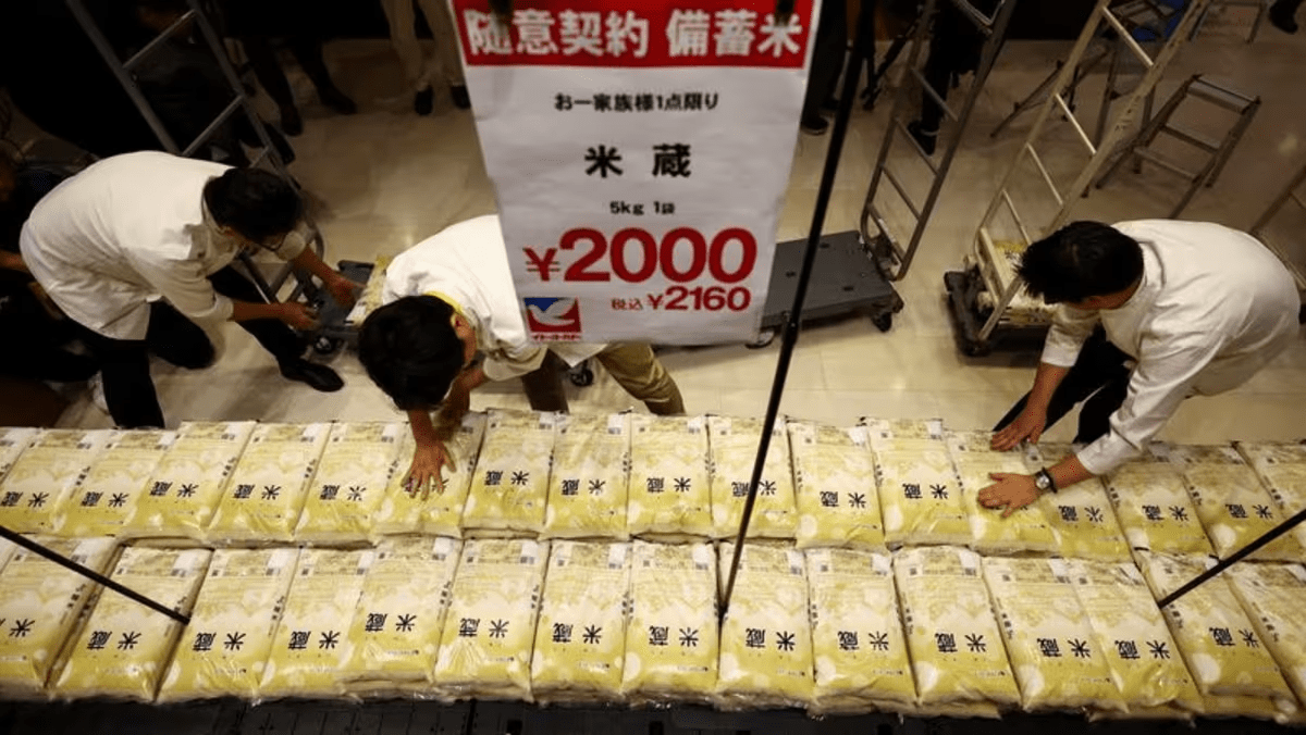 FamilyMart-Lawson-7-Eleven-ban-gao-du-tru-tu-5.6.