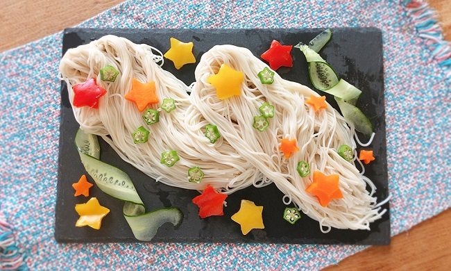 Somen trang trí theo chủ đề dải Ngân Hà cho ngày lễ Thất tịch Tanabata. Ảnh: hakata-hisamatsu