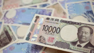 Nhật có nữ Thủ tướng đầu tiên, đồng yên lao dốc