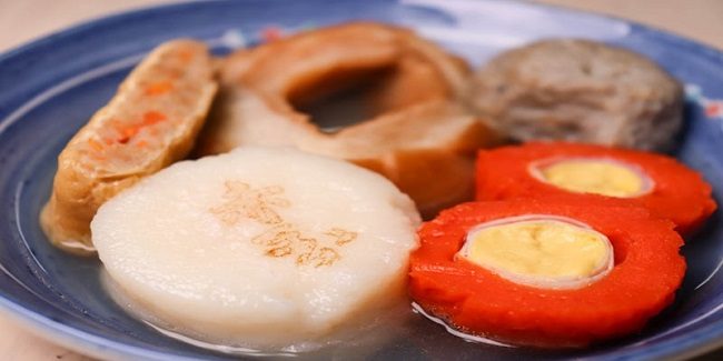 Akadama với màu đỏ nổi bật là món không thể thiếu trong Oden tại Kanazawa