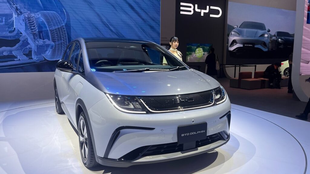 Nhật Bản dự kiến ​​tăng thuế với ô tô điện và xe hybrid