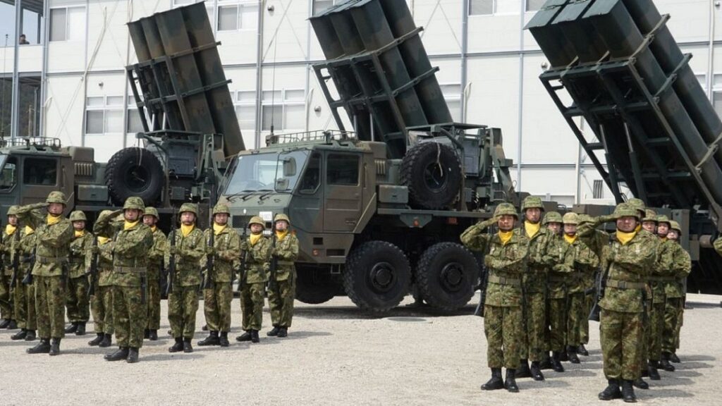 Nhật Bản tăng thuế thu nhập để bù tăng chi tiêu quốc phòng