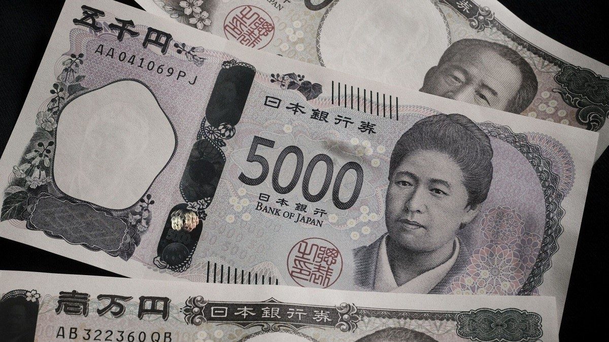 tang-lai-suat-dong-yen