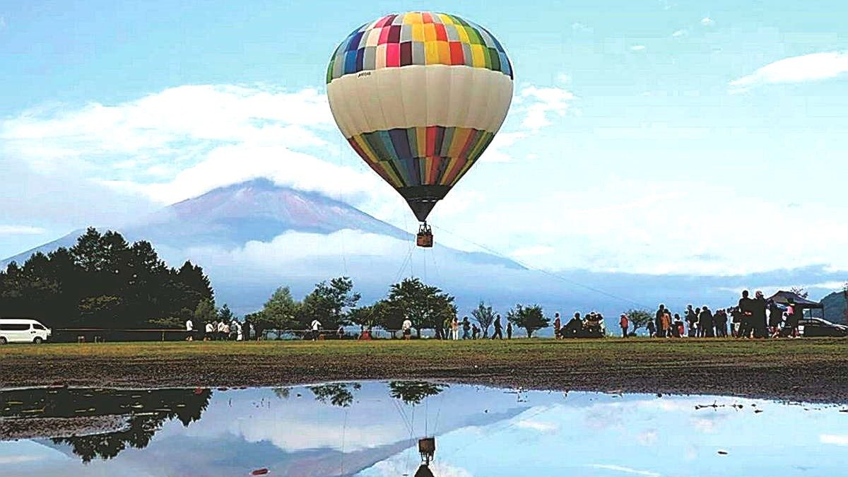 Trai-nghiem-bay-khinh-khi-cau-ngam-nui-Phu-Si