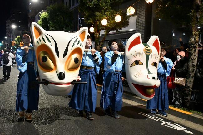 lễ hội cáo Oji Kitsune no Gyoretsu