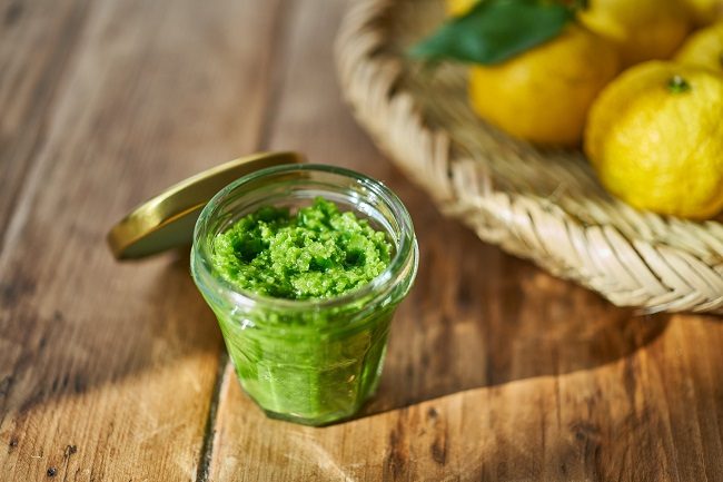 Yuzu kosho được thêm vào nhiều món ăn