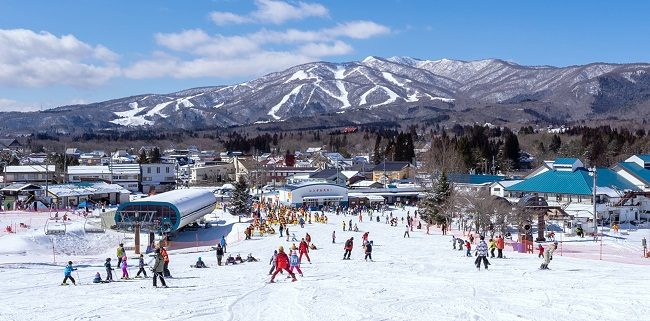 Một khu trượt tuyết tại Nhật Bản.