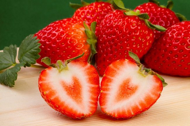 Dâu tây Tochiotome