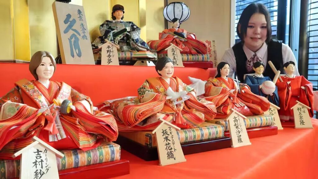 búp bê Hina mô phỏng các vận động viên nổi tiếng Nhật Bản