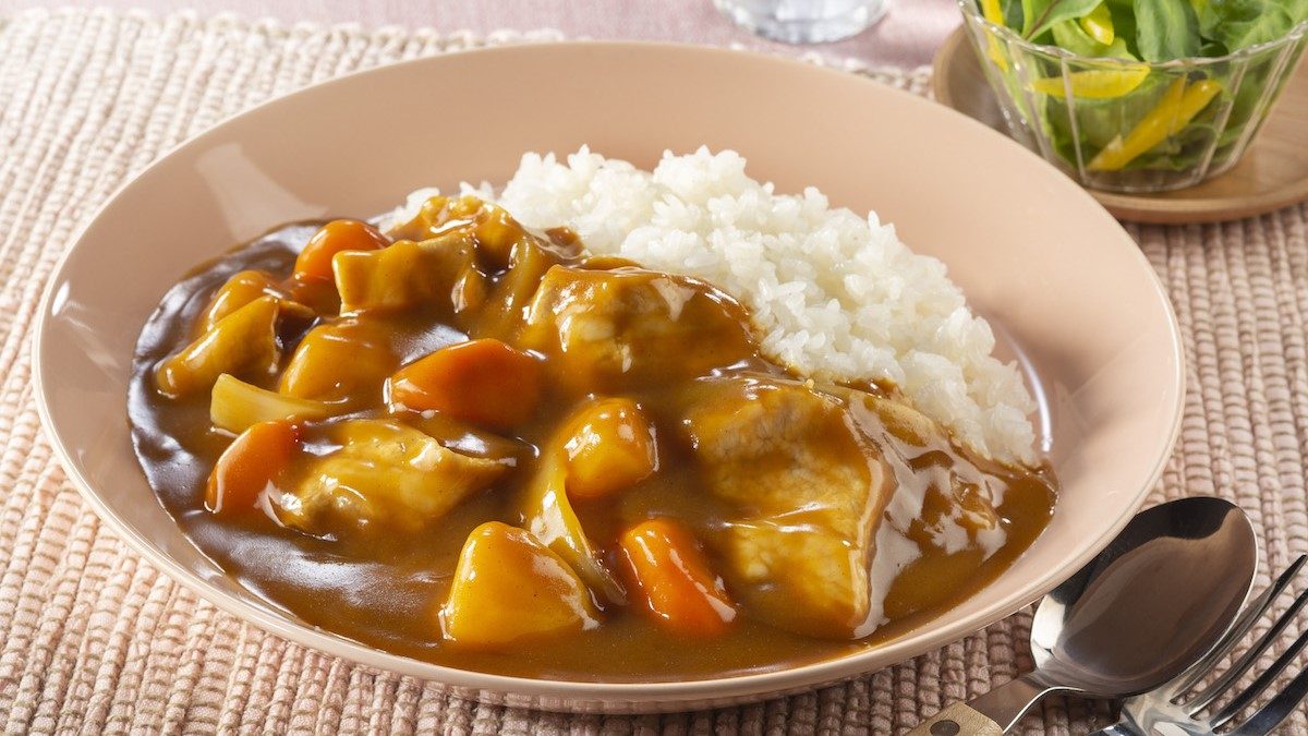 Thưởng thức các loại cà ri Nhật Bản vừa ngon miệng vừa dễ làm