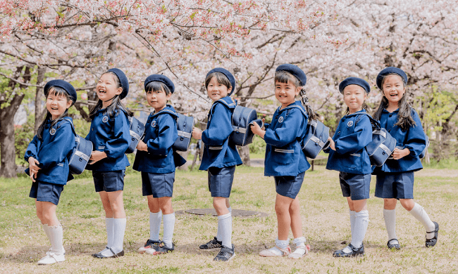 Trẻ em Nhật bắt đầu năm học mới vào tháng 4