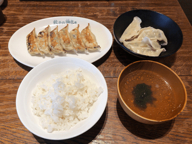 Gyoza tại quán Gyoza no Fukuho. 