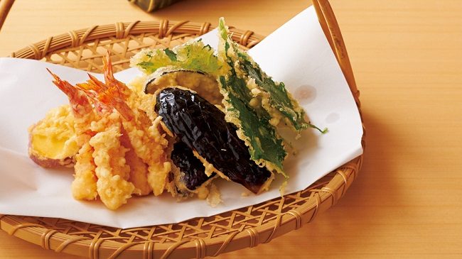 món ăn biểu tượng nhật bản - Tempura tôm và các loại rau củ