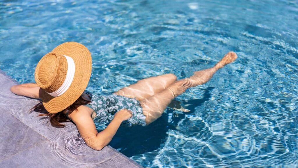 Đến hồ bơi tại Nhật đừng quên các quy tắc bất di bất dịch