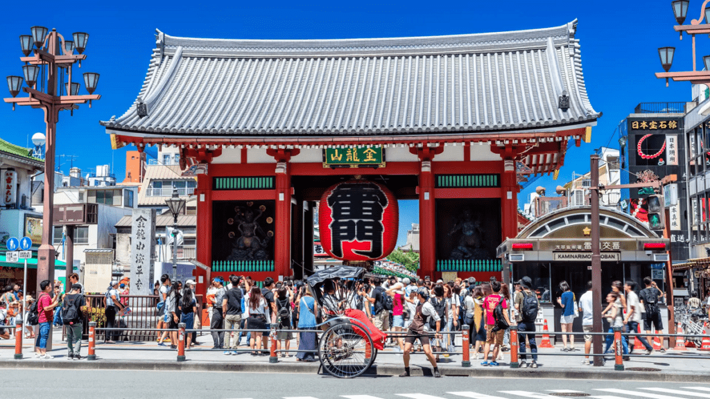 Tokyo tăng gấp đôi thuế lưu trú với khách du lịch từ 4/2027