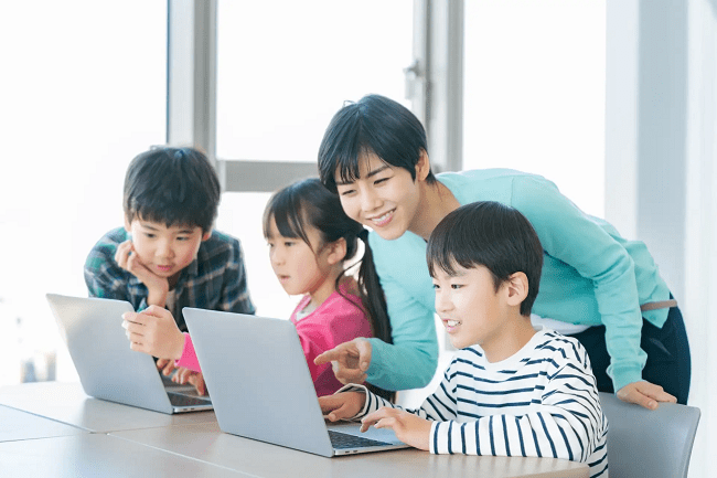 Chương trình học lập trình cho trẻ em phù hợp với tất cả các bạn nhỏ, không phân biệt giới tính