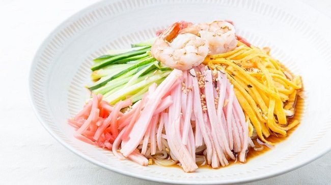 Mì lạnh Hiyashi Chuka được yêu thích trong mùa hè