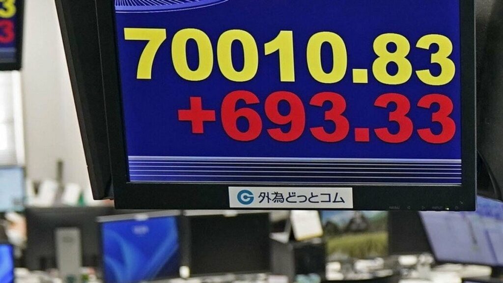 Chỉ số Nikkei 225 vượt mốc 70.000 điểm gây tác động gì