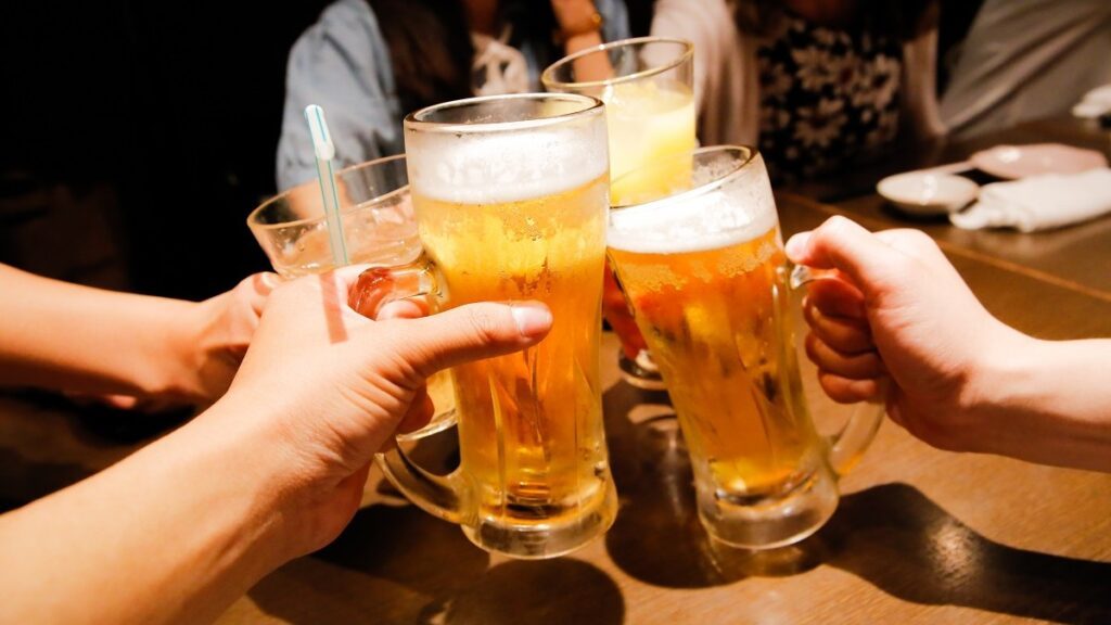 Vì sao giá bia tại Nhật đồng loạt giảm